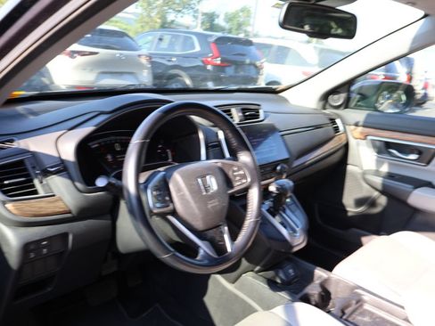 Used 2018 Honda CR-V Touring image 9