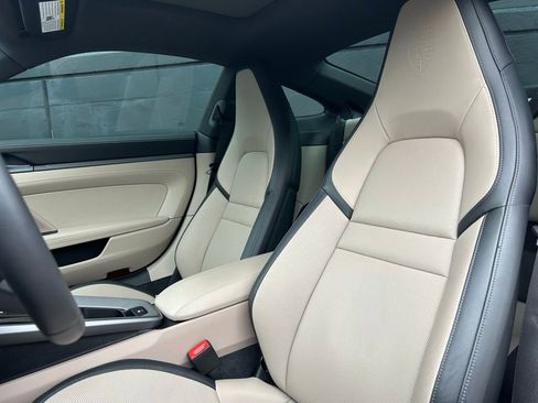 Certified 2025 Porsche 911 Carrera image 5