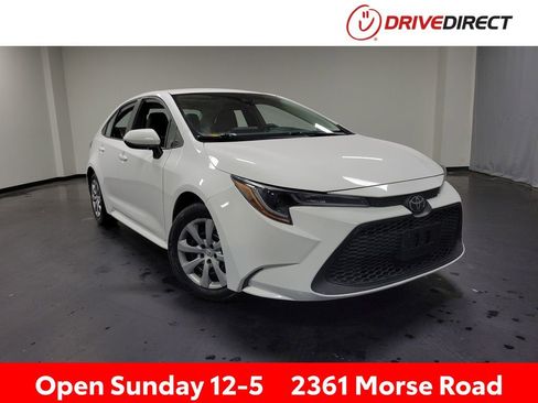 Used 2022 Toyota Corolla LE FWD image 1