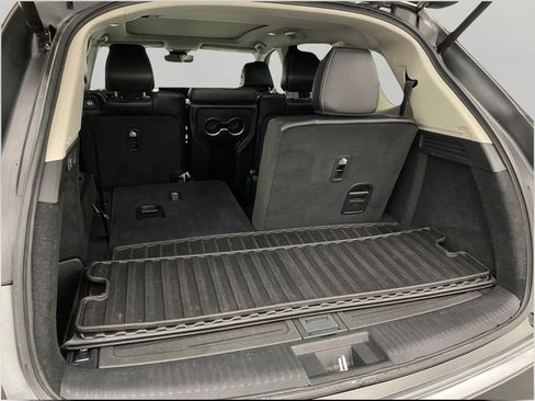 Used 2023 Acura MDX w/ Technology Package AWD/4WD image 7