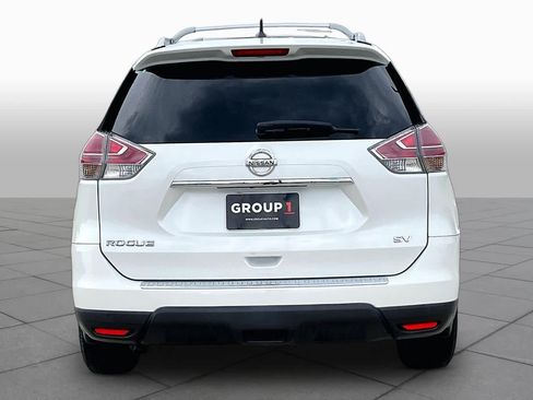 Used 2016 Nissan Rogue SV w/ SV Premium Package FWD image 5