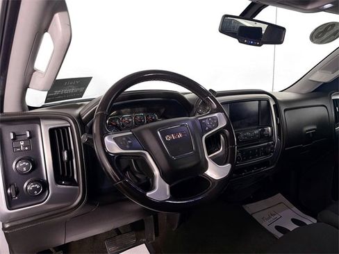 Used 2018 GMC Sierra 2500 SLE image 9