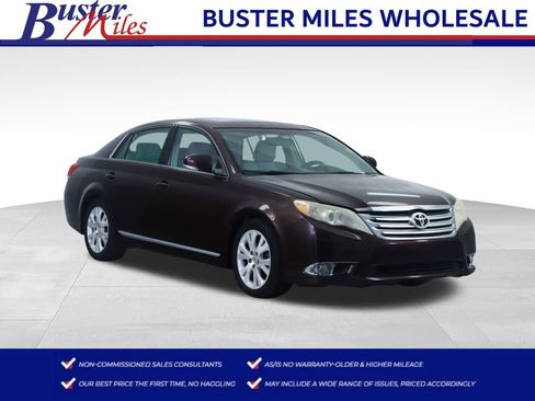 Used 2012 Toyota Avalon Limited image 1