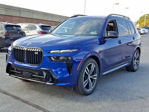 Certified 2025 BMW X7 M60i image 3