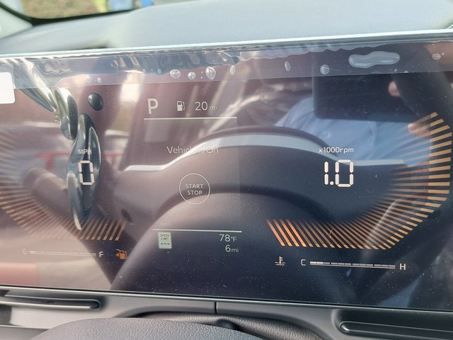New 2026 Kia Carnival FWD image 8