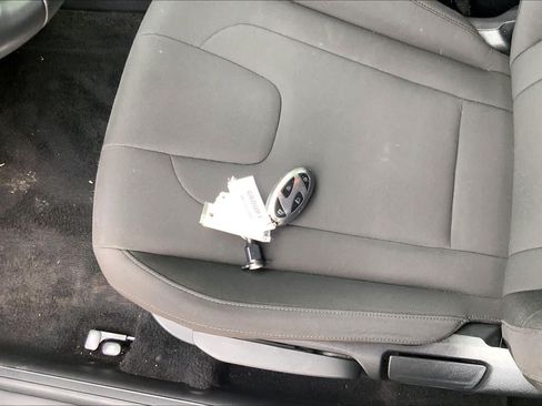 Used 2025 Hyundai Elantra Sport w/ Cargo Package FWD image 15