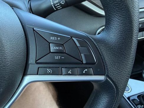 Used 2024 Nissan Altima 2.5 SV FWD image 27