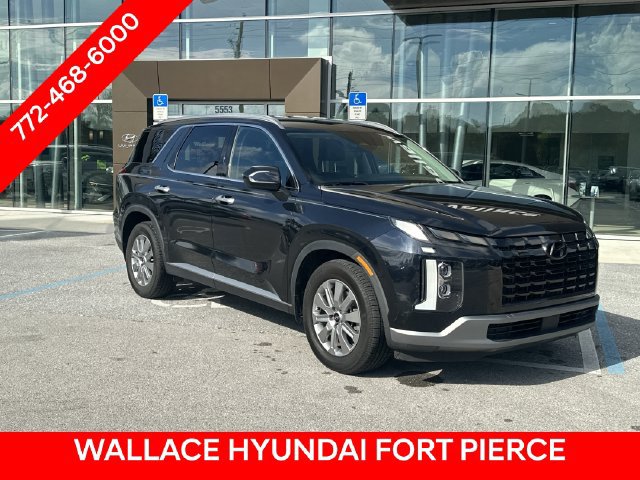 Used 2023 Hyundai Palisade SEL FWD image 4