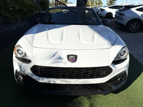 Used 2017 FIAT 124 Spider Abarth image 2