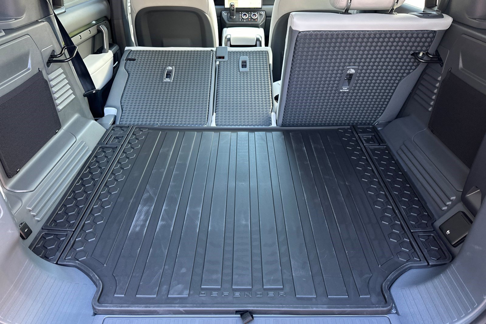 New 2026 Land Rover Defender 110 S AWD/4WD image 24