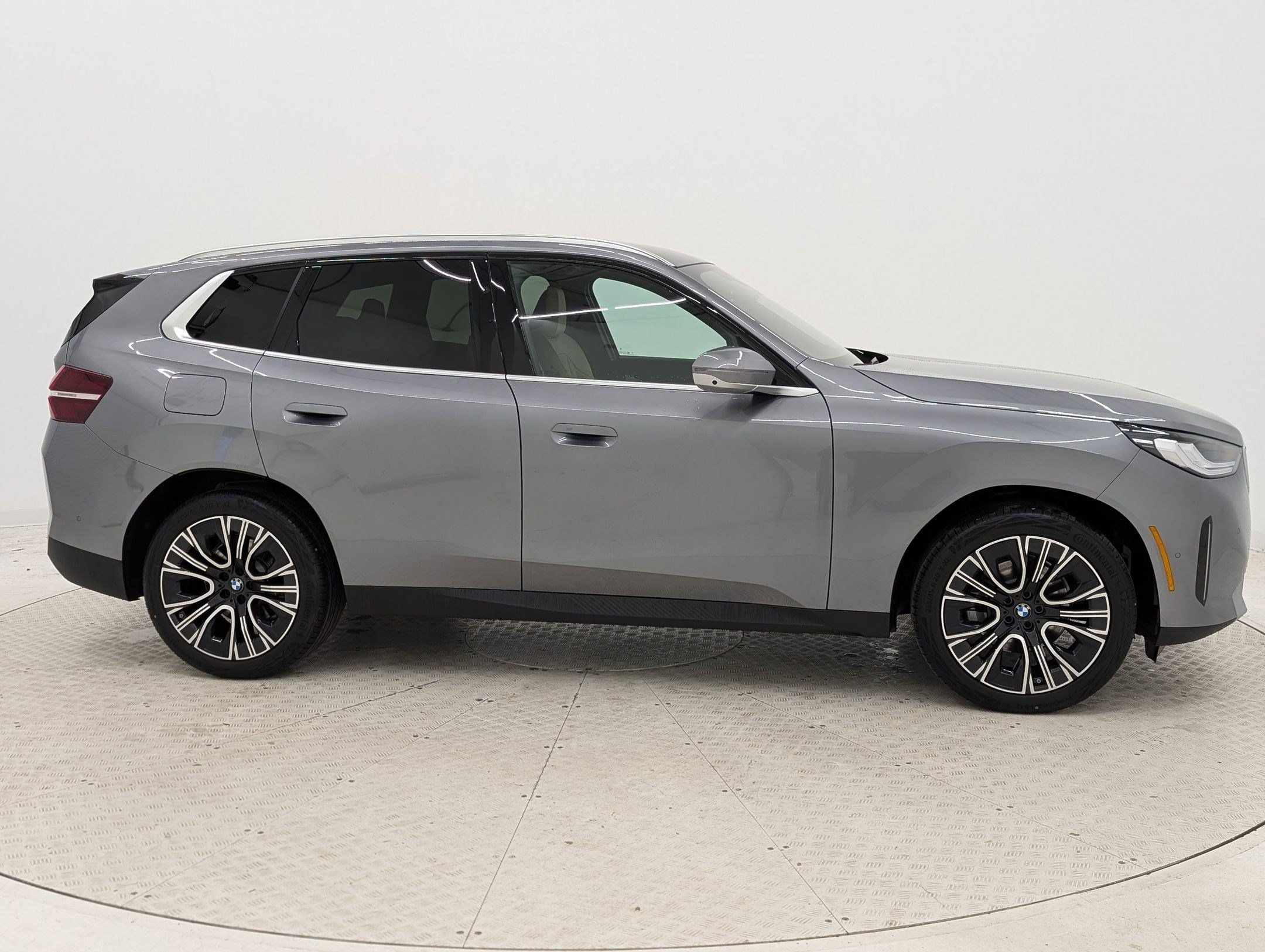 Used 2026 BMW X3 xDrive30i w/ Premium Package AWD/4WD image 8