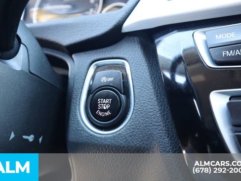 Used 2018 BMW 320i Sedan image 32