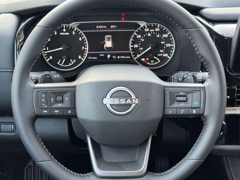 New 2026 Nissan Pathfinder SV image 14