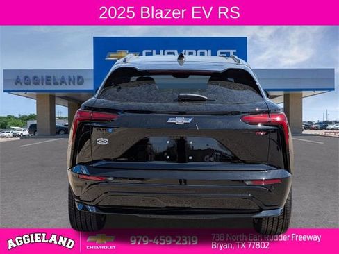 New 2025 Chevrolet Blazer EV RS image 5