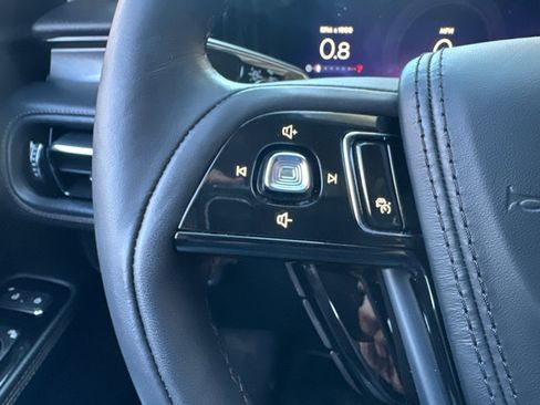 Used 2025 Lincoln Aviator AWD w/ Equipment Group 101A image 19