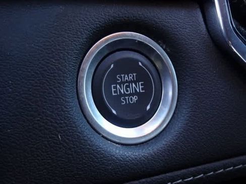 Used 2024 Chevrolet Colorado LT w/ LT Convenience Package image 13