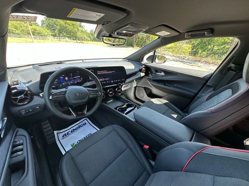 New 2025 Chevrolet Blazer EV RS FWD image 42