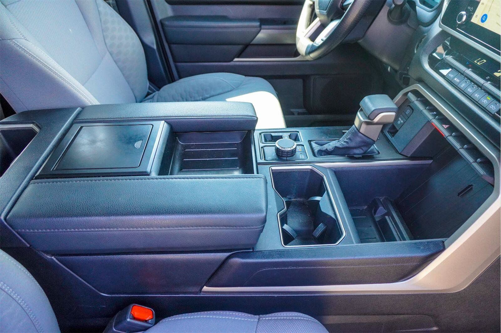 Used 2025 Toyota Tundra SR5 AWD/4WD image 19