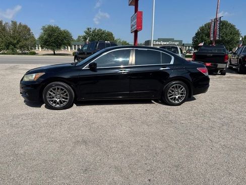 Used 2011 Honda Accord EX-L image 1