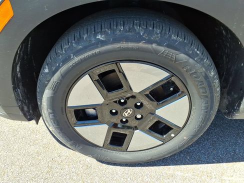 Certified 2026 Hyundai Santa Fe SEL FWD image 9