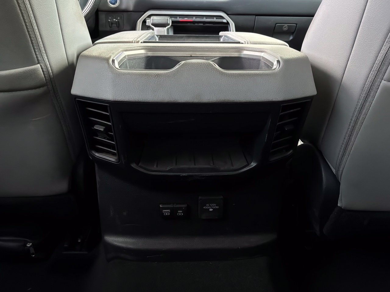 Used 2023 Toyota Tundra Limited AWD/4WD image 12