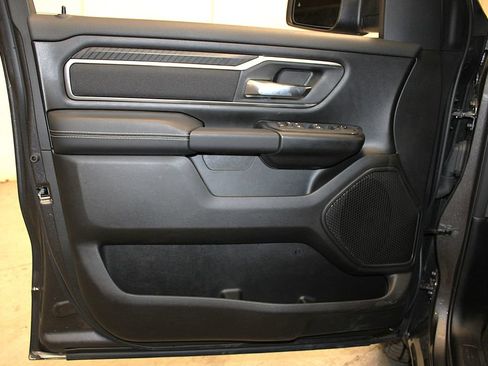 New 2026 RAM 1500 4x4 Crew Cab image 27