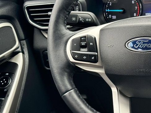 Certified 2023 Ford Explorer XLT w/ Equipment Group 202A image 16