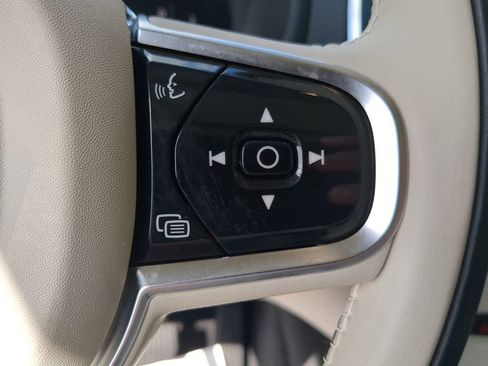 Used 2025 Volvo XC90 B5 Core w/ Protection Package image 60