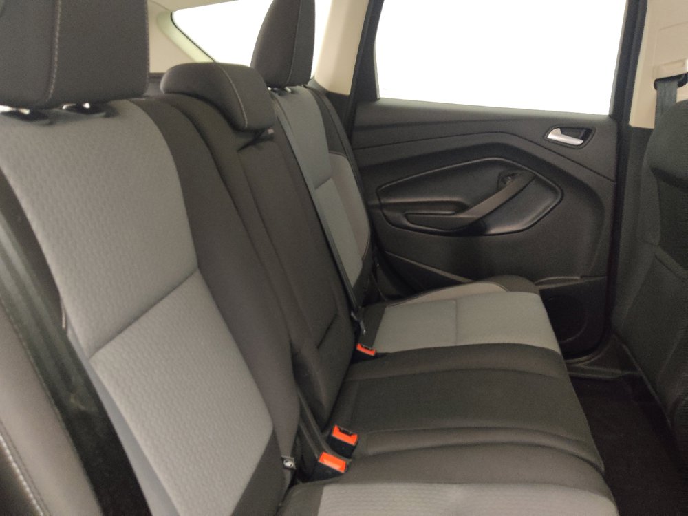 Used 2018 Ford Escape SE FWD image 19
