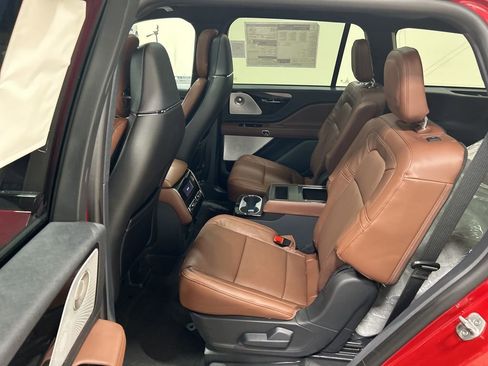 New 2026 Lincoln Aviator Reserve image 26
