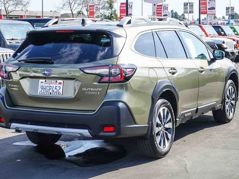 Used 2024 Subaru Outback Touring image 4