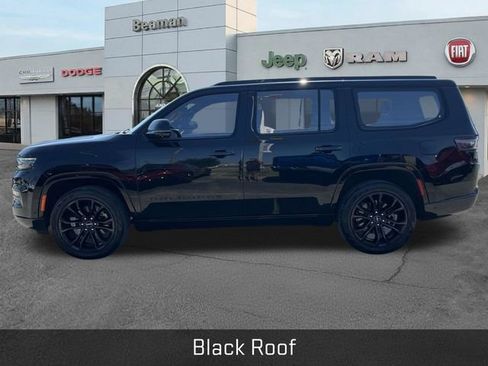 Used 2023 Jeep Grand Wagoneer Series II AWD/4WD image 4