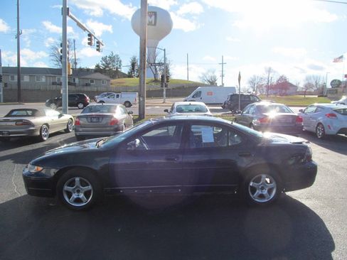 Used 2002 Pontiac Grand Prix GTP image 2