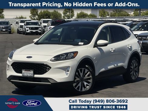 Used 2020 Ford Escape Titanium w/ Titanium Premium Package 2.0 AWD/4WD image 1