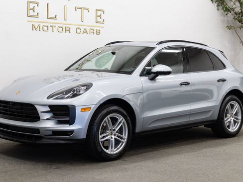 Used 2020 Porsche Macan AWD/4WD image 1