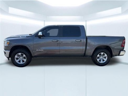 Used 2022 RAM 1500 Laramie AWD/4WD image 3