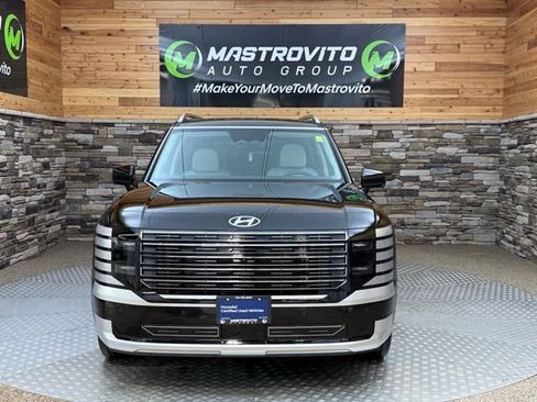 Used 2026 Hyundai Palisade Calligraphy AWD/4WD image 3