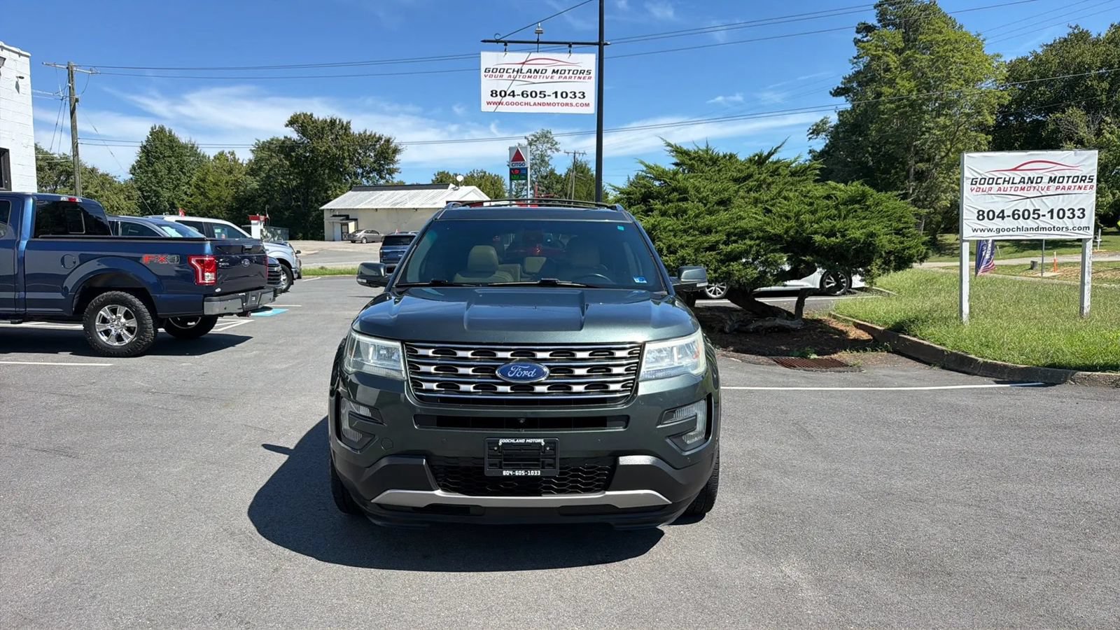 Used 2016 Ford Explorer Limited w/ Equipment Group 301A AWD/4WD image 2