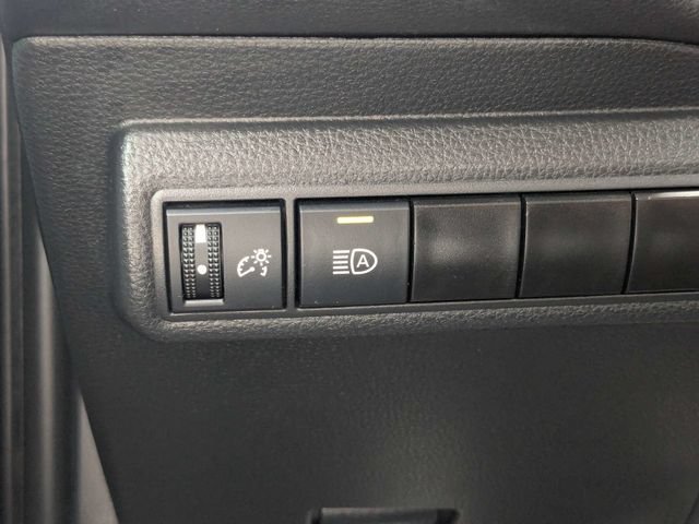 Used 2024 Toyota Corolla LE FWD image 21