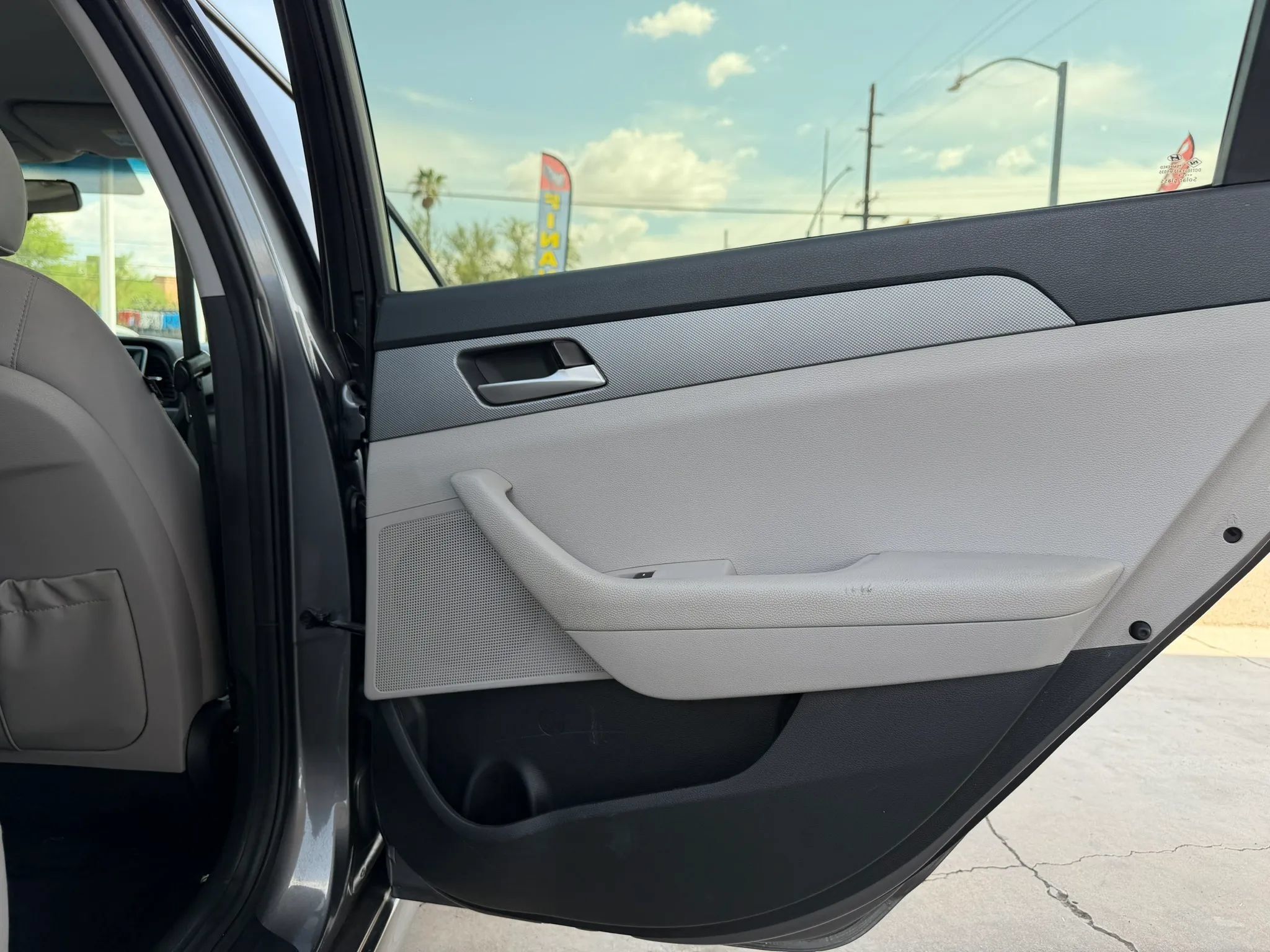 Used 2019 Hyundai Sonata SE FWD image 25