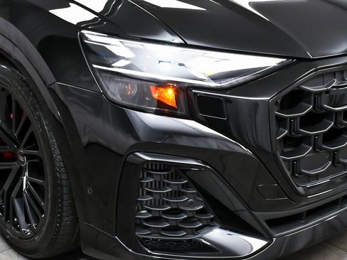 Used 2024 Audi SQ8 Prestige w/ Prestige Package image 89