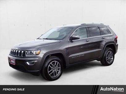 Used 2019 Jeep Grand Cherokee Laredo w/ 18" Wheel & 8.4" Radio Group