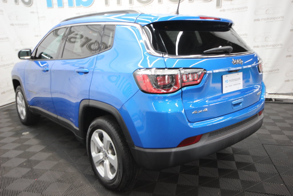Used 2019 Jeep Compass Latitude w/ Cold Weather Group AWD/4WD image 4