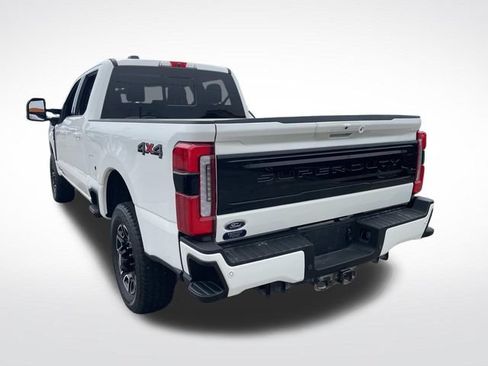 Used 2025 Ford F350 Platinum AWD/4WD image 3