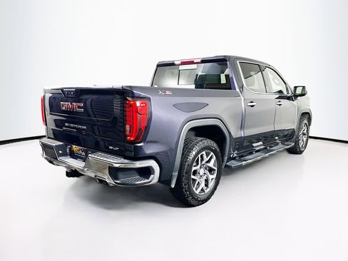 Used 2022 GMC Sierra 1500 SLT AWD/4WD image 9