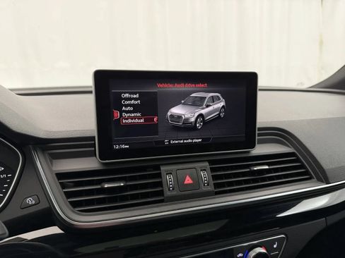 Used 2019 Audi Q5 2.0T AWD/4WD image 26