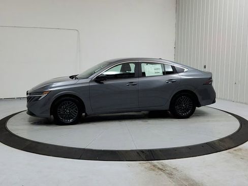 New 2026 Nissan Sentra SV w/ SV Convenience Package FWD image 4