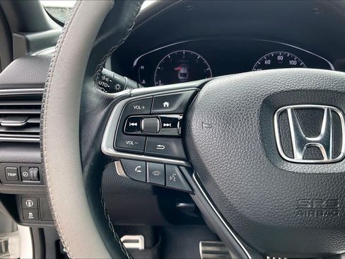 Used 2018 Honda Accord Sport image 22