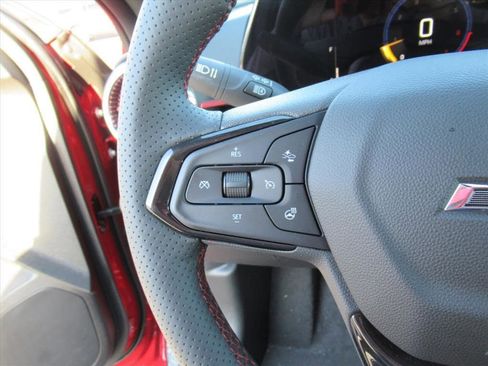 New 2026 Chevrolet Trax RS w/ Sunroof Package image 18