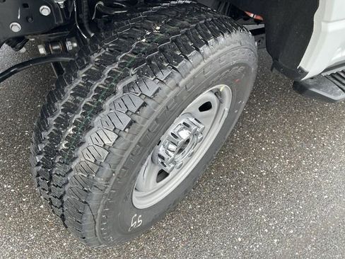 New 2026 Ford F350 XL w/ XL Chrome Package image 10